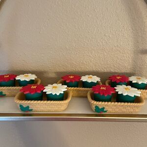 Vintage Avon Poinsettia Salt and Pepper Shakers in Baskets set of 5!